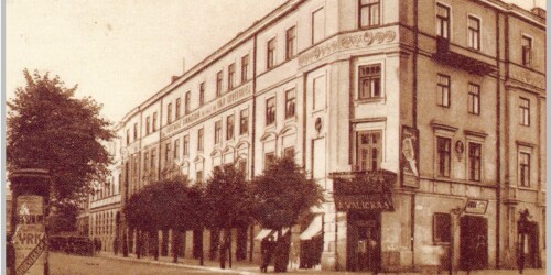 Budynek szkoły przy ulicy Kapucyńskiej. Lata 30. XX wieku