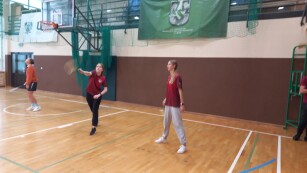 Licealiada w badmintonie - na zdjęciu Aleksandra Czech i Martyna Siwek